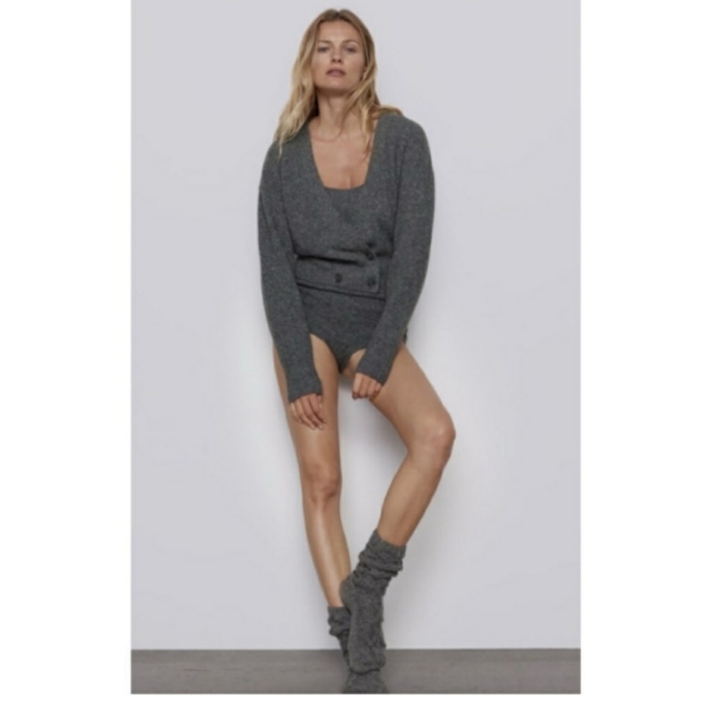 Zara 3 piece knit cardigan/crop top/short set